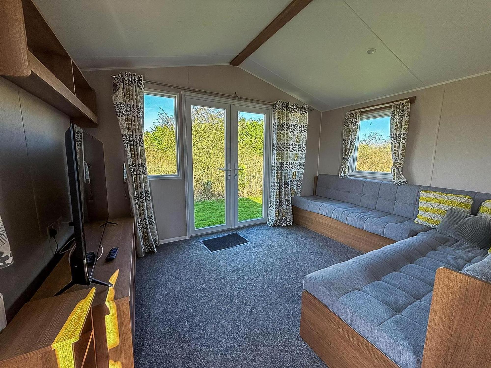 Lovely 8 Berth Caravan In Southview Holiday Park, Ref 33042Tc Skegness Luaran gambar